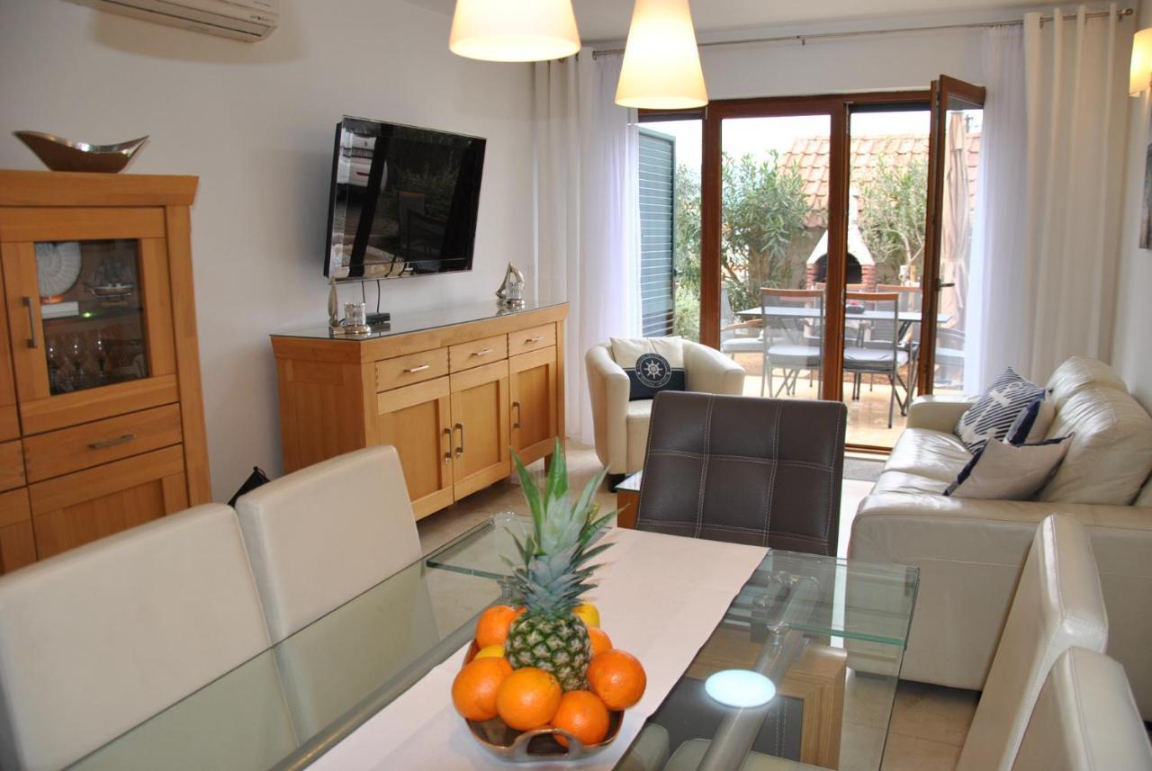 Apartment Relax Villa Salena Slatine Exteriör bild