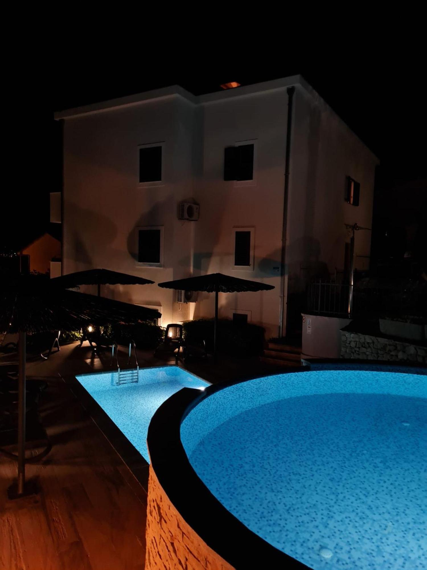 Apartment Relax Villa Salena Slatine Exteriör bild